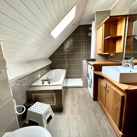* Magnifique Entre Les Pistes Et La * Chalet Campan