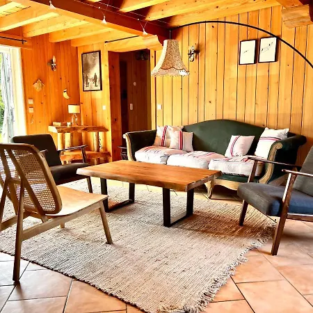 Chalet * Magnifique Entre Les Pistes Et La * *