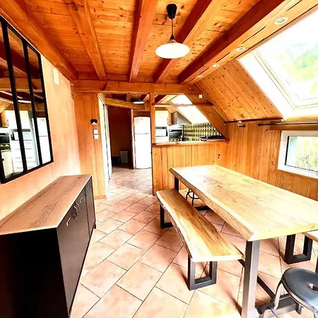 * Magnifique Entre Les Pistes Et La * Chalé *