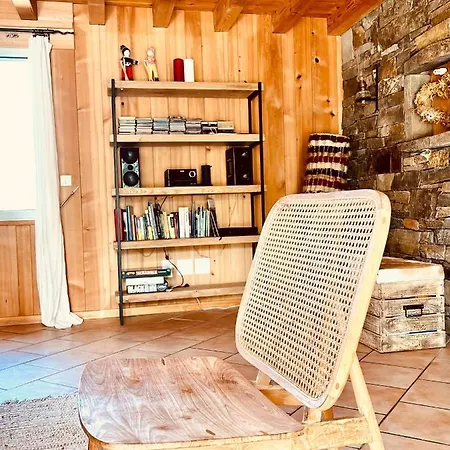 * Magnifique Entre Les Pistes Et La * *