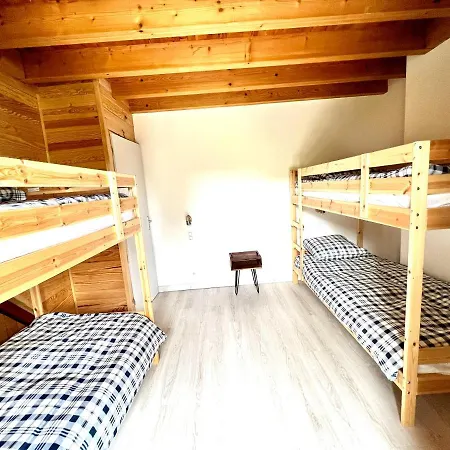 * Magnifique Entre Les Pistes Et La * Chalé *