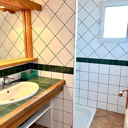 * Magnifique Entre Les Pistes Et La * Chalé