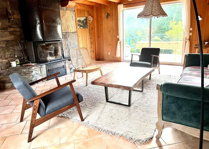 Chalet * Magnifique Entre Les Pistes Et La * *