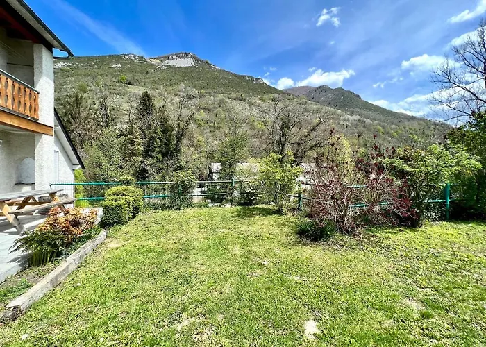 * Magnifique Entre Les Pistes Et La * *